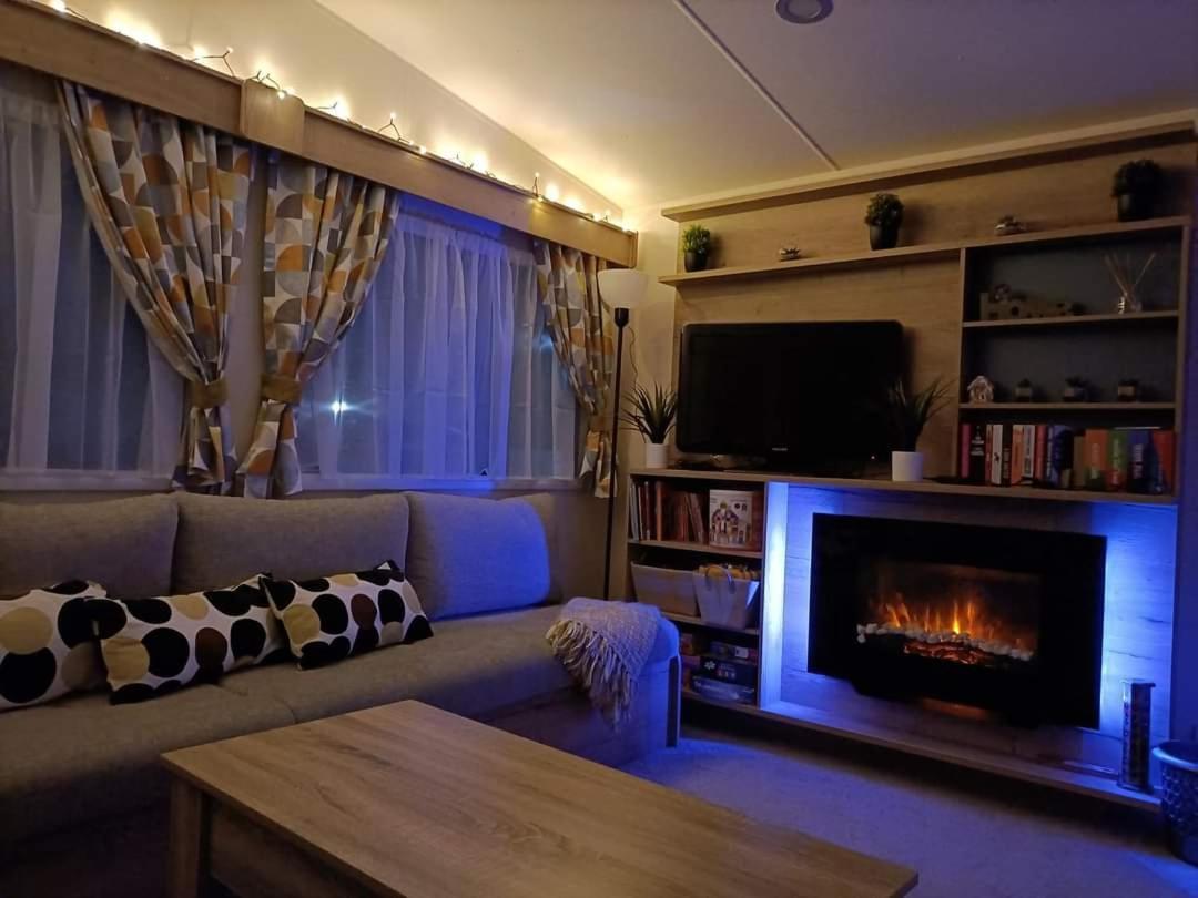 Emi'S Caravan Port Seton Екстериор снимка